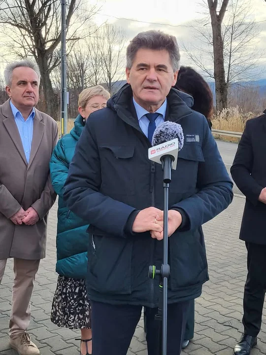 Podsumowanie inwestycji drogowych Powiatu Ząbkowickiego: prawie 50 mln zł na 25 zadań