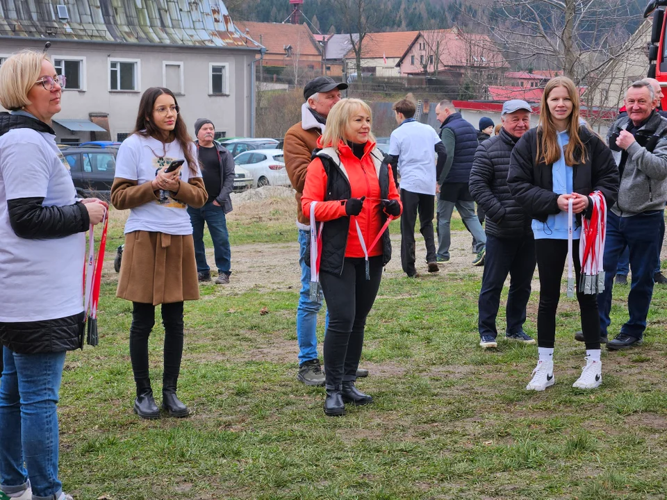 Gmina Nowa Ruda. Tropem Wilczym w Woliborzu pobiegło 120 osób [zdjęcia]