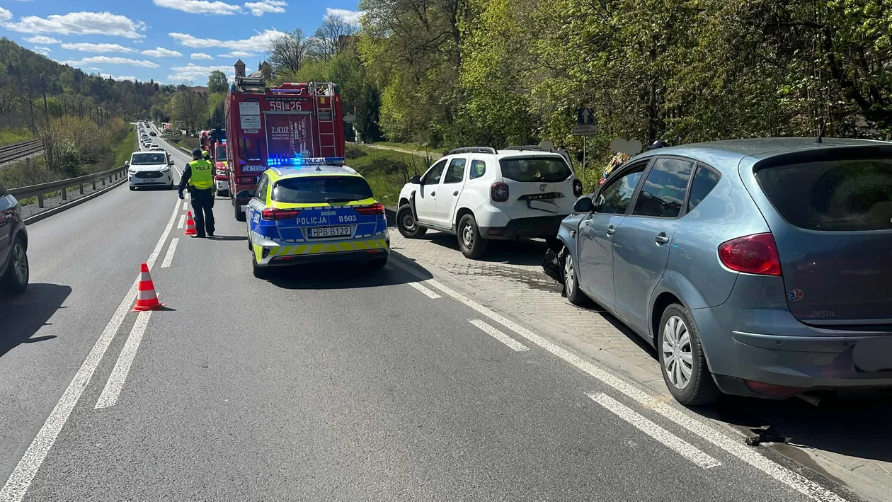 Bardo - kolizja czterech pojazdów na DK8