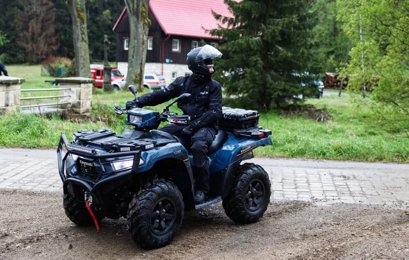 Ćwiczenia dowódczo-sztabowe w Karłowie. Doskonalenie współpracy służb mundurowych i ratowniczych [zdjęcia]