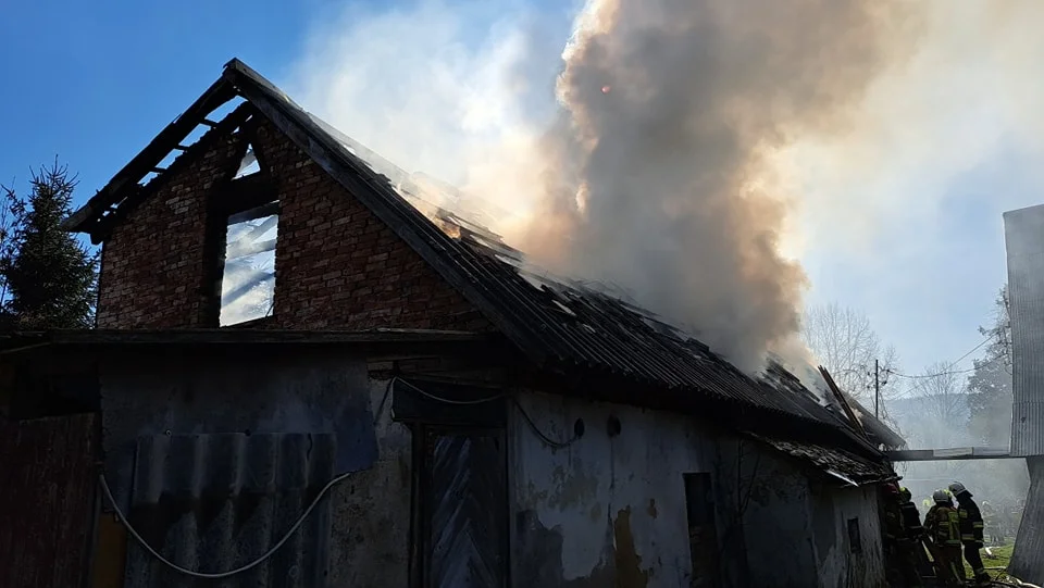 Gmina Międzylesie. Pożar w Długopolu Górnym [zdjęcia]