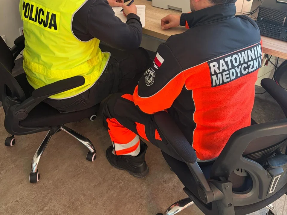 Atak na ratowników w gminie Kamieniec Ząbkowicki. Agresor zatrzymany - Zdjęcie główne