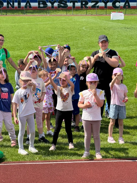 Bystrzyca Kłodzka. Dzień sportu dla przedszkolaków [galeria]
