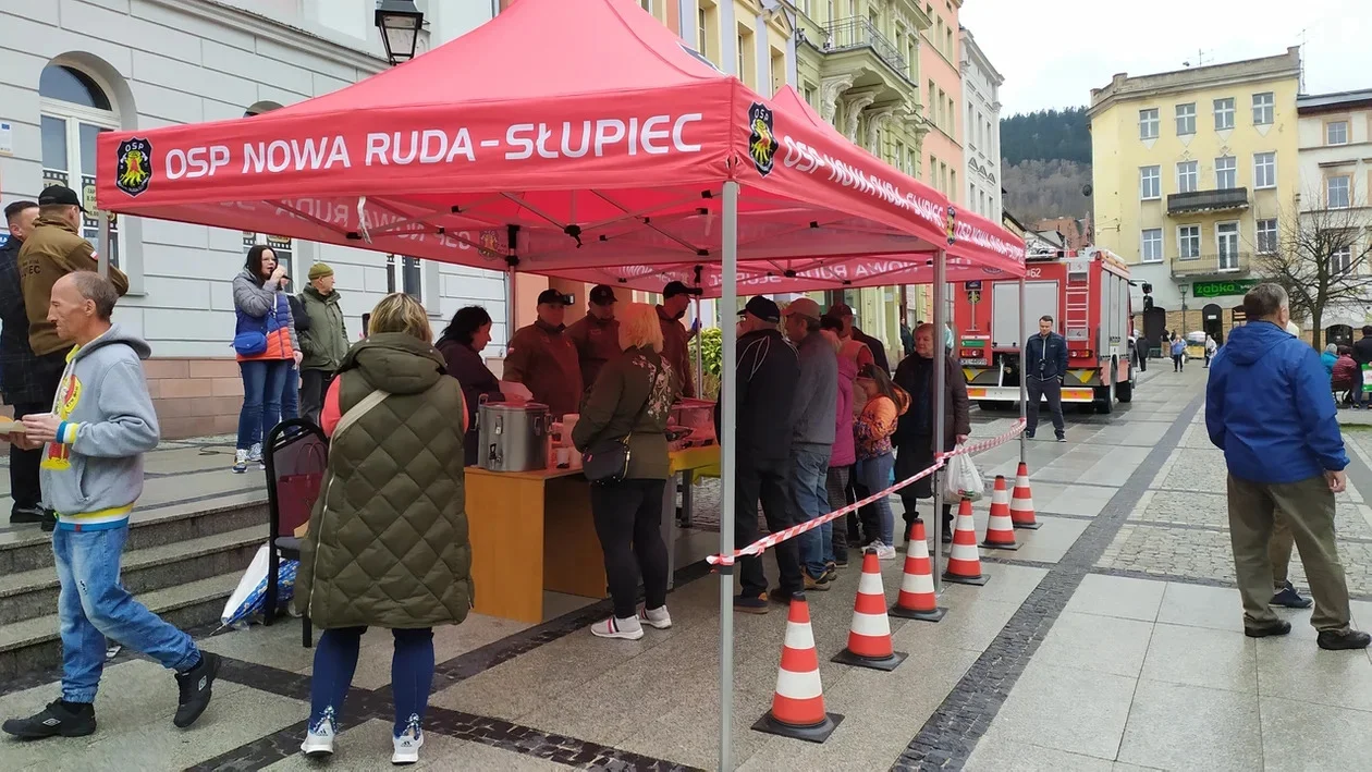 Drugie Śniadanie Wielkanocne w noworudzkim rynku