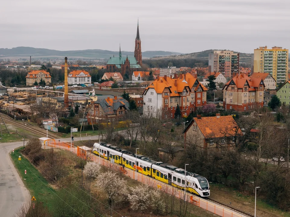 Bielawa Jezioro, Góry Sowie, Sprintery do Leszna i Góra bliżej Wrocławia! Wchodzi nowy rozkład jazdy