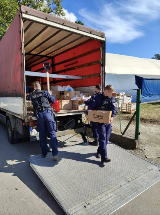 Bardo/Kamieniec Ząbkowicki. Policjanci z Gdańska i Bydgoszczy pomogą mieszkańcom - Zdjęcie główne