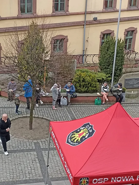 Śniadanie Wielkanocne w Nowej Rudzie. Dużo smakołyków i sporo gości [zdjęcia]