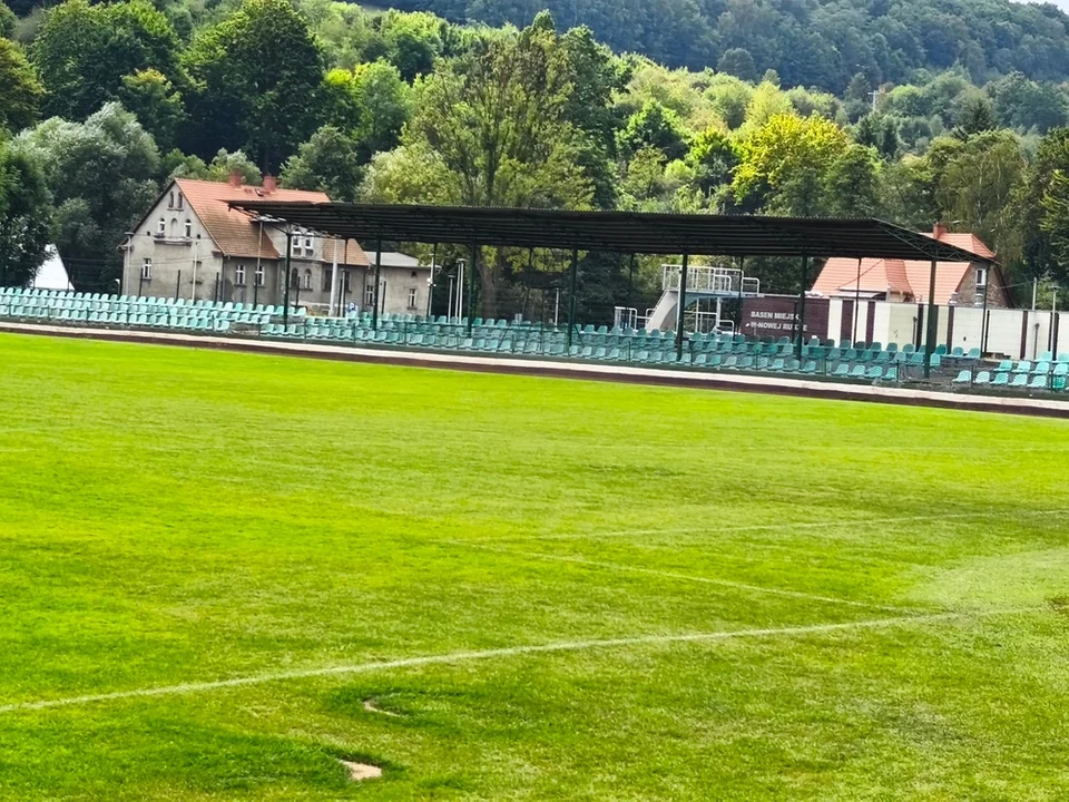 Nowa Ruda. Już wkrótce rozpocznie się remont stadionu przy ul. Sportowej