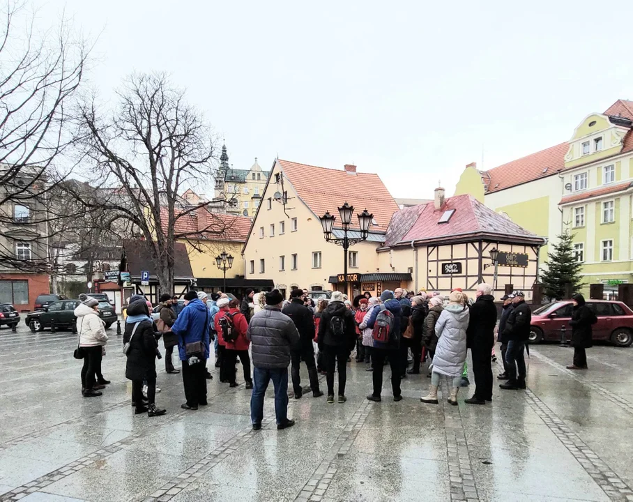 Międzynarodowy Dzień Przewodnika. Zwiedzanie Kłodzka