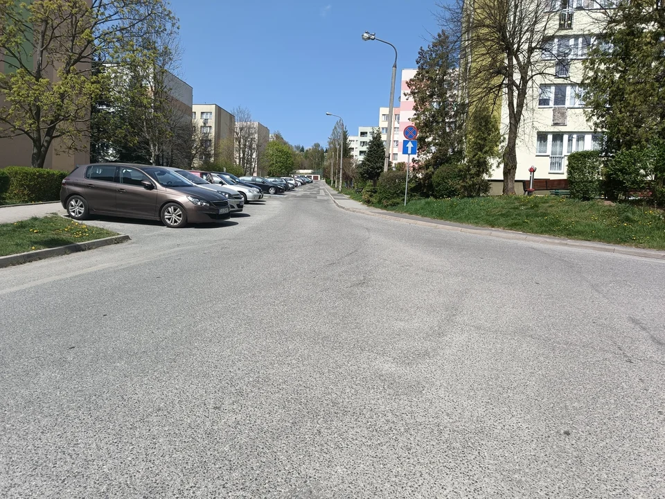 Nowa Ruda. Spółka Serafiński Roads za niemal 4,4 mln zł przebuduje drogi na osiedlu Piastowskim