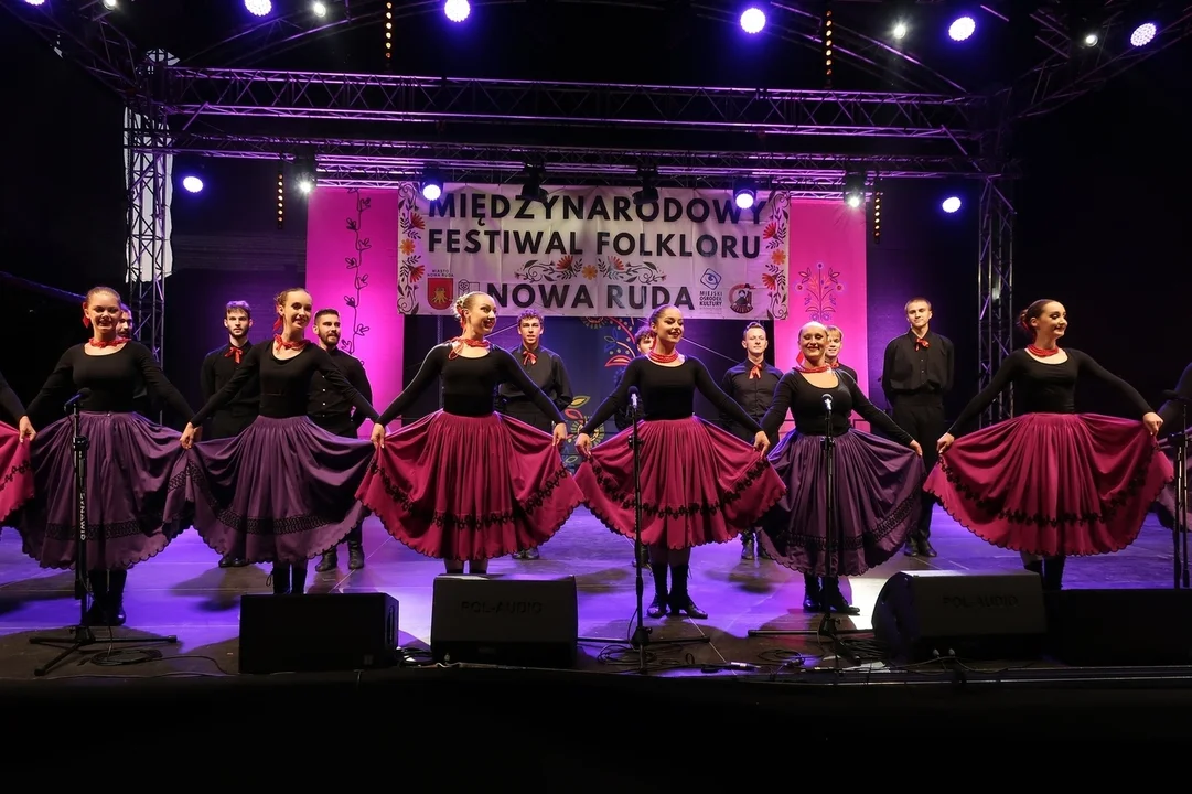 Nowa Ruda. Finał 30. Międzynarodowego Festiwalu Folkloru