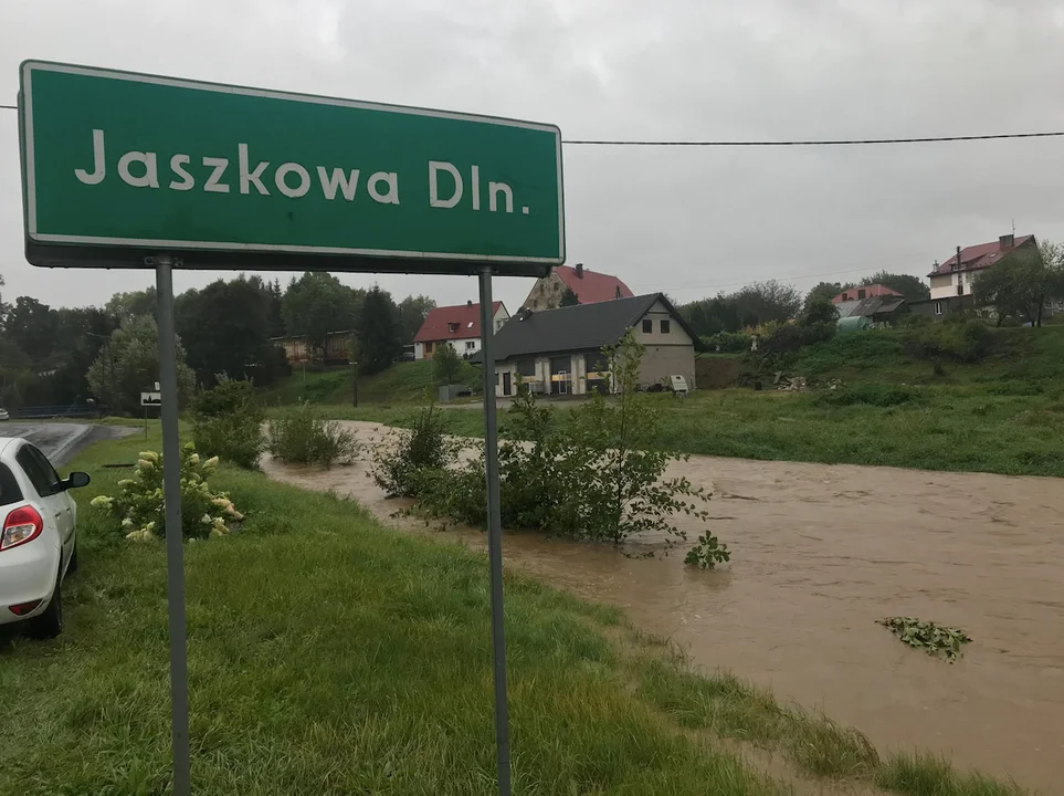 Gmina Kłodzko. Rozpoczęła się ewakuacja mieszkańców - Zdjęcie główne