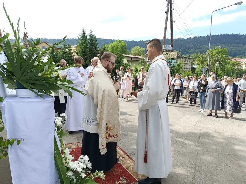 Boże Ciało w Nowej Rudzie. Ulicami przeszła uroczysta procesja [galeria]