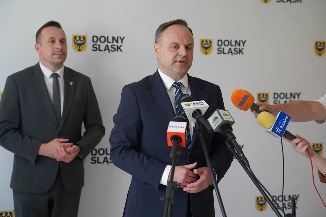 30 mln zł dla firm. Dolny Śląsk uruchamia pożyczki na bezpieczeństwo i odporność przedsiębiorstw