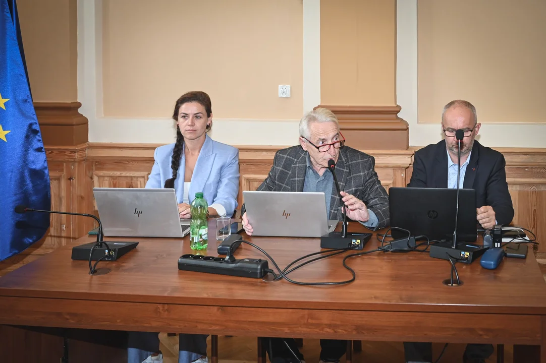 Powiat kłodzki. 19,8 mln zł na usuwanie skutków powodzi oraz odbudowę drogi powiatowej Stara Morawa – Kletno [zdjęcia]