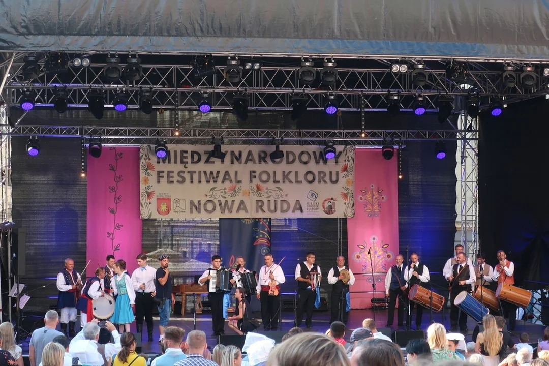 Nowa Ruda. Finał 30. Międzynarodowego Festiwalu Folkloru