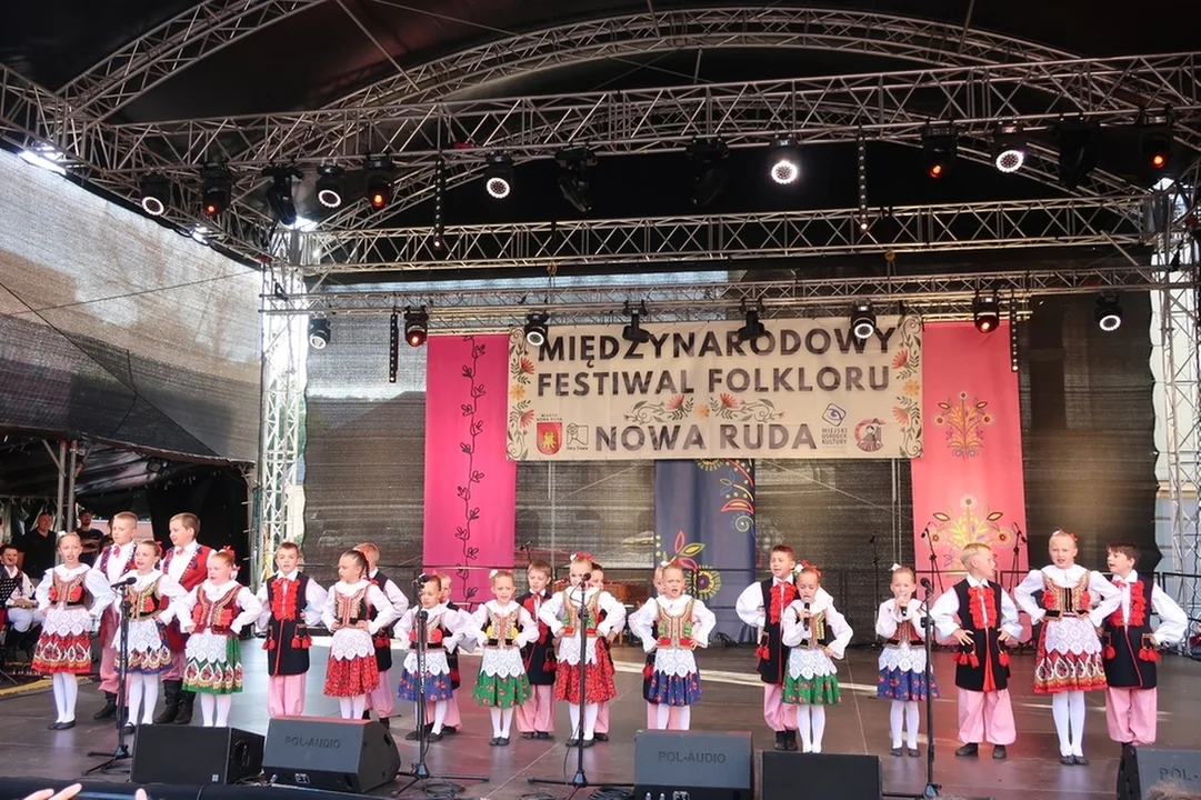 Nowa Ruda. Finał 30. Międzynarodowego Festiwalu Folkloru