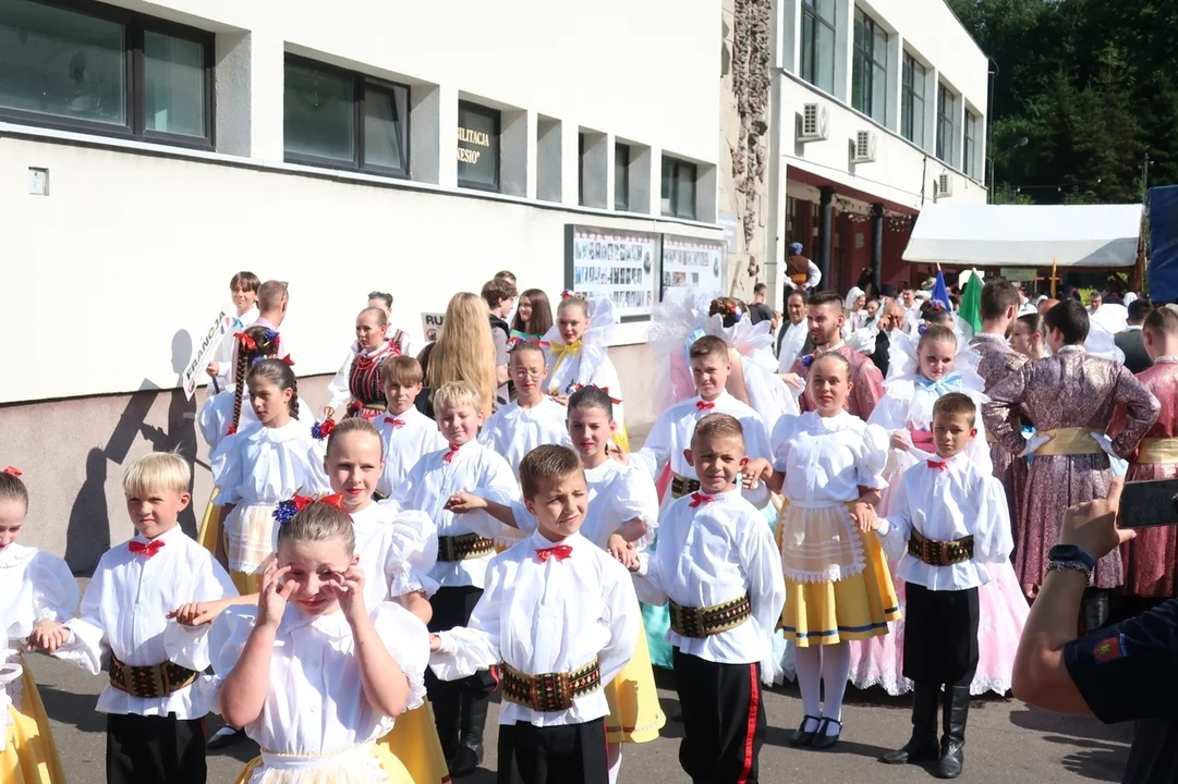 Nowa Ruda. Rozpoczął się Międzynarodowy Festiwal Folkloru [galeria]