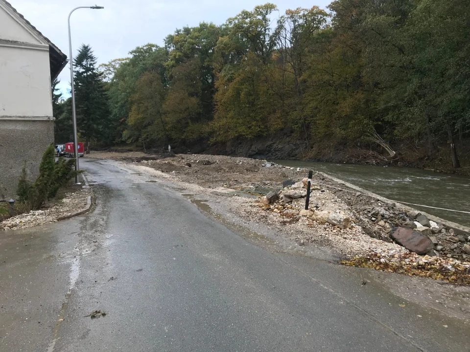 Lądek-Zdrój. Tak wygląda miasto 4 tygodnie po powodzi [zdjęcia]