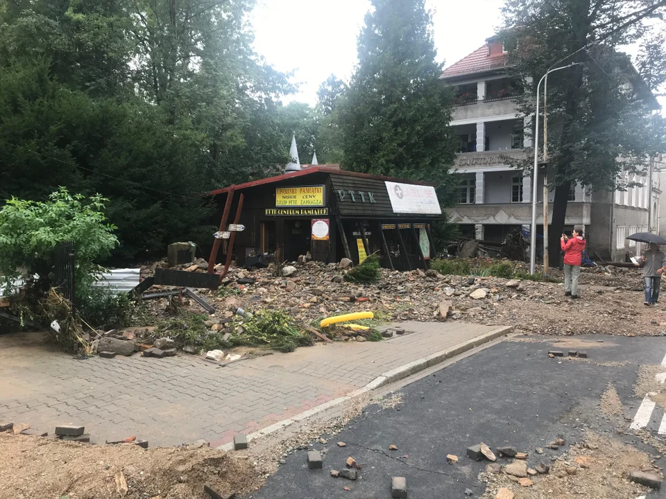 Lądek-Zdrój. Żywioł niszczył wszystko, co spotkał na swojej drodze