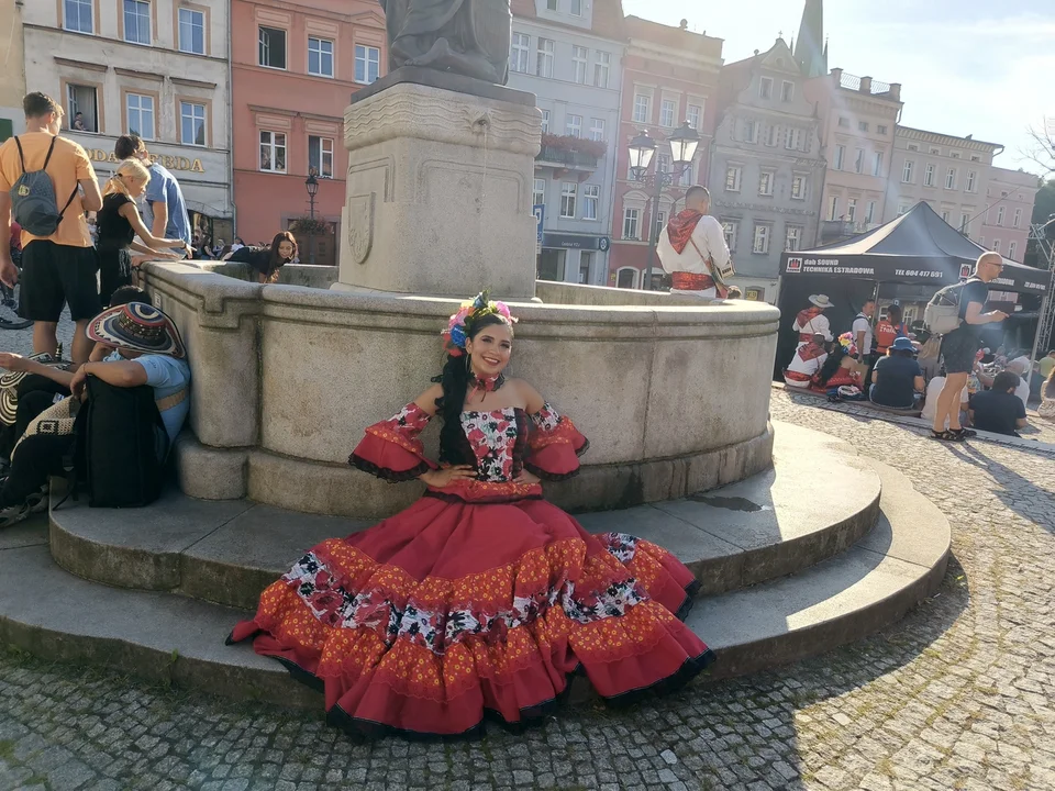 Nowa Ruda. Rozpoczął się Międzynarodowy Festiwal Folkloru [galeria]