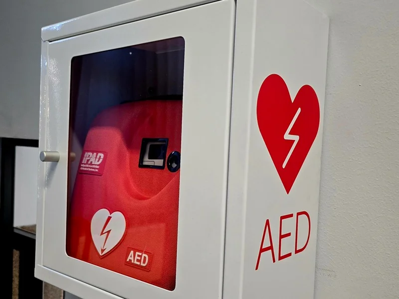 Nowe urządzenie w ząbkowickiej komendzie może uratować życie [zdjęcia]