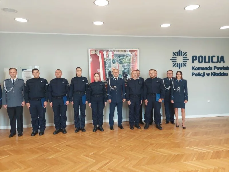 Sześcioro nowych policjantów w kłodzkiej policji [zdjęcia]