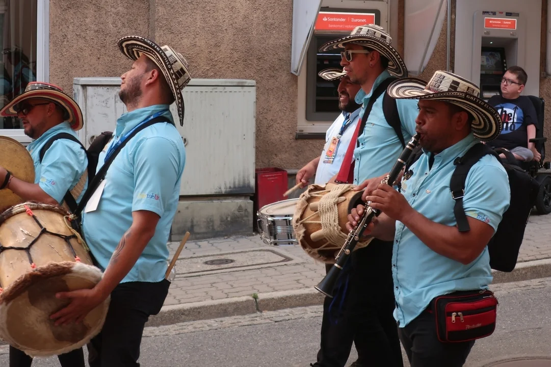 Nowa Ruda. Rozpoczął się Międzynarodowy Festiwal Folkloru [galeria]