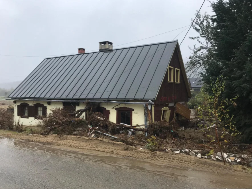 Lądek – Zdrój, Stronie Śląskie – te domy trzeba wyburzyć! [ZDJĘCIA] - Zdjęcie główne