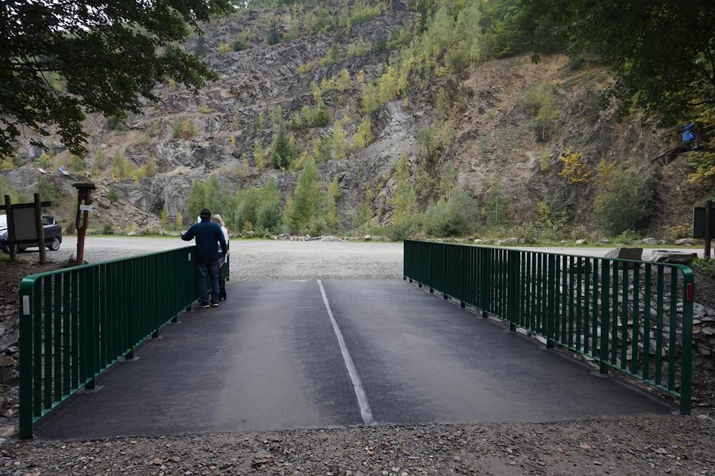 Gmina Złoty Stok. Most na potoku Trująca przy Skalisku oddany do użytkowania - Zdjęcie główne