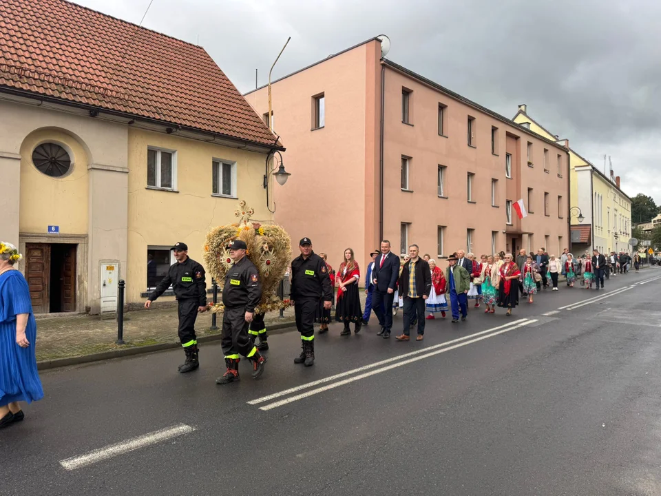 Senator Aleksander Szwed na dożynkach wiejskich w Wambierzycach [zdjęcia]
