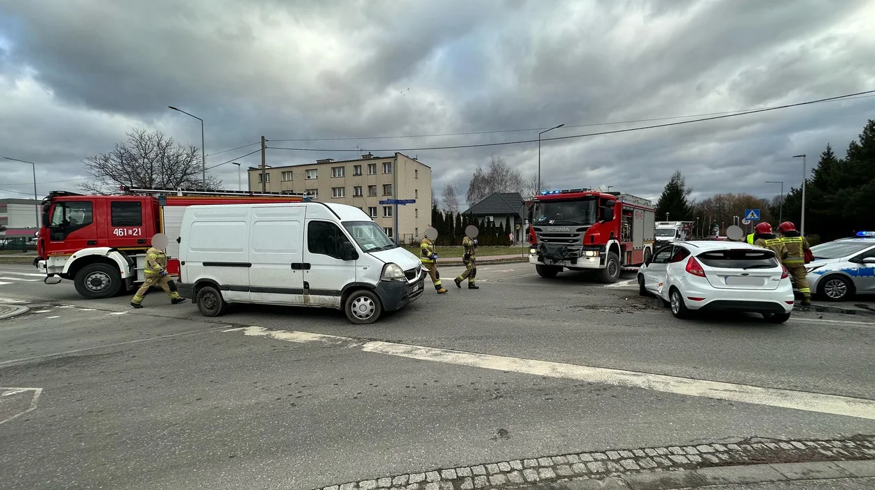 Kłodzko. Kolizja na skrzyżowaniu Objazdowej i Zajęczej [zdjęcia]