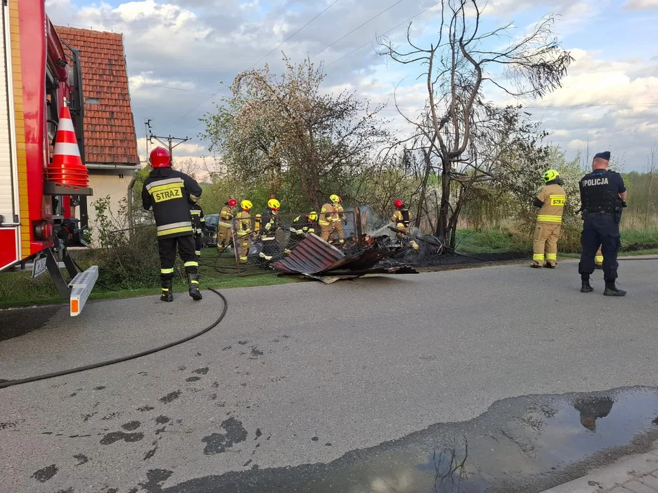 Gmina Kłodzko. Spalił się budynek gospodarczy w Gorzuchowie