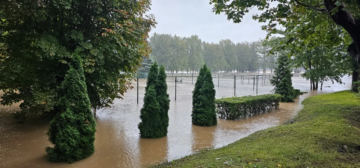 Dramatyczna sytuacja w Kłodzki [zdjęcia]