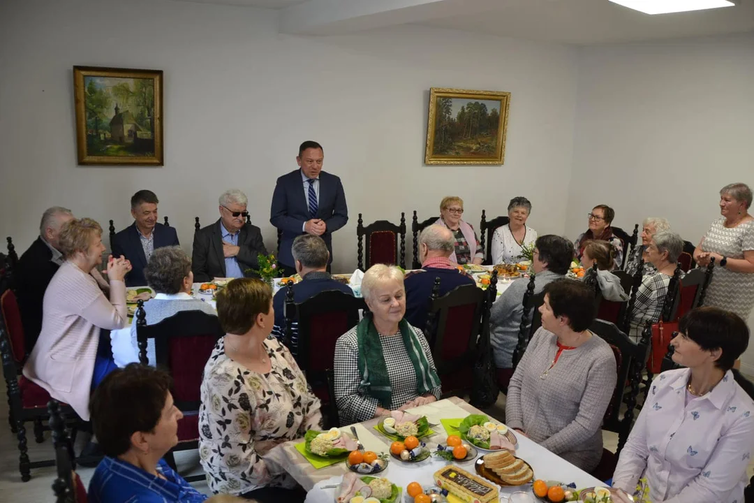 Nowa Ruda. Świąteczne jajeczko u emerytów i rencistów