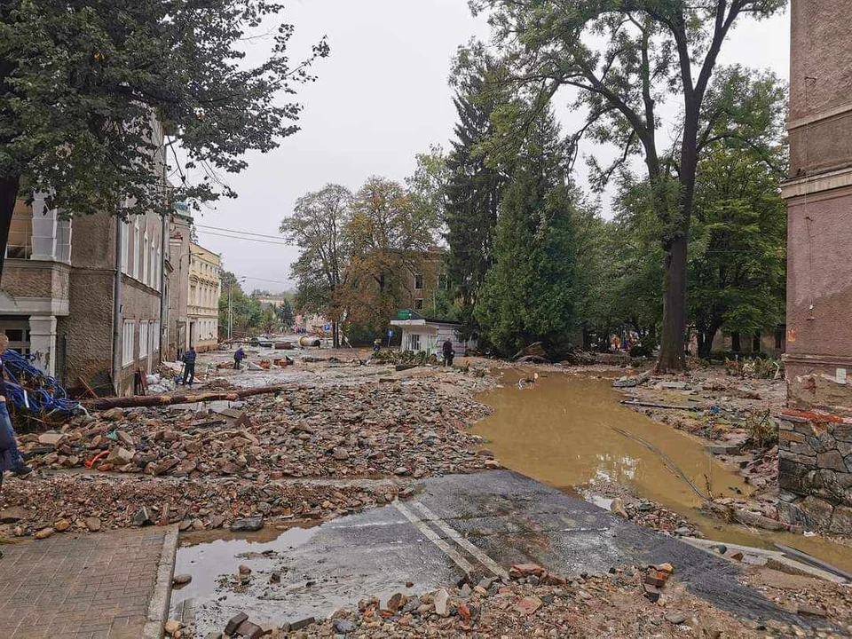 Lądek-Zdrój po powodzi. Miasteczko zostało zniszczone