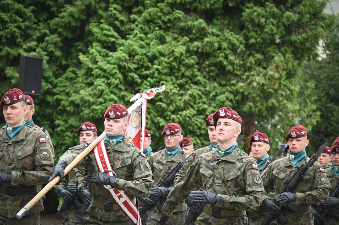 Powiatowe i miejskie uroczystości upamiętniające uchwalenie Konstytucji 3 Maja w Kłodzku [galeria]