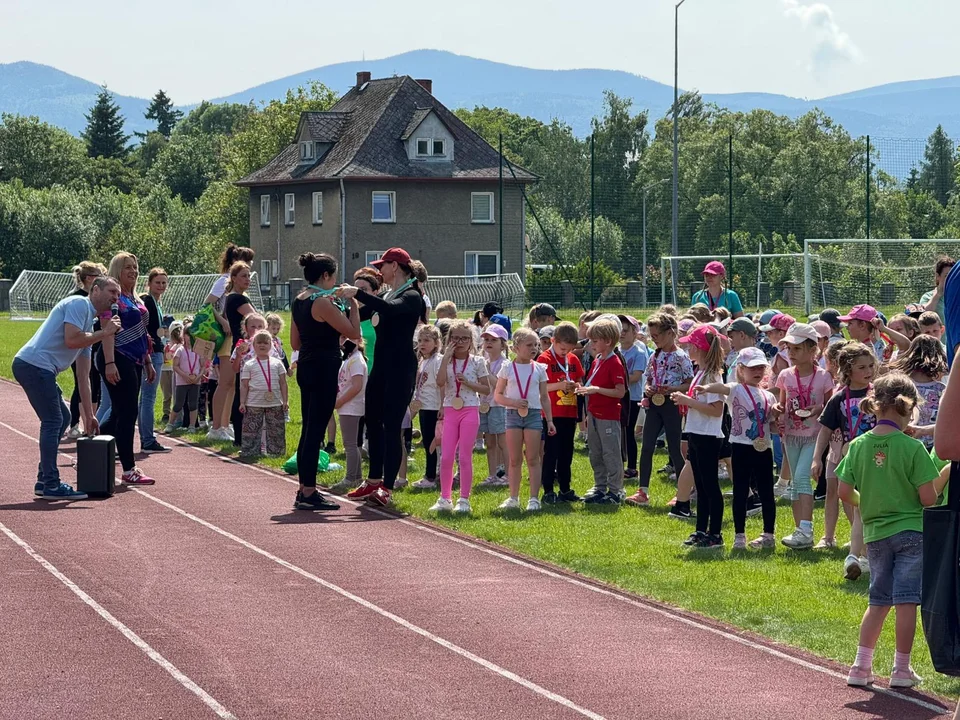 Bystrzyca Kłodzka. Dzień sportu dla przedszkolaków [galeria]