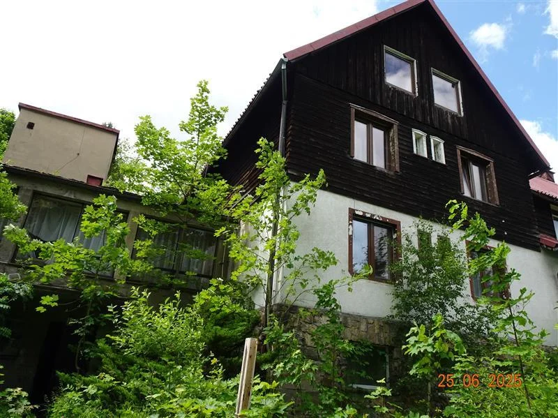 Licytacja dawnego ośrodka wypoczynkowego w Nowym Gierałtowie. Znamy cenę wywoławczą - Zdjęcie główne