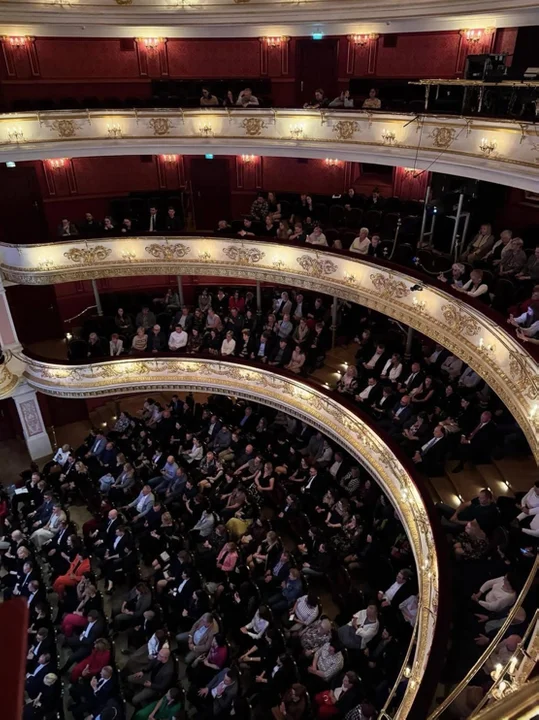 Muzyka, wzruszenia i wielkie serca. Koncert charytatywny na rzecz Domu Dziecka w Kłodzku