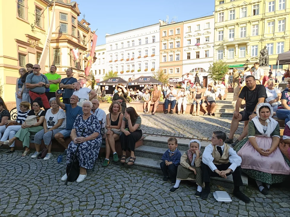 Nowa Ruda. Rozpoczął się Międzynarodowy Festiwal Folkloru [galeria]