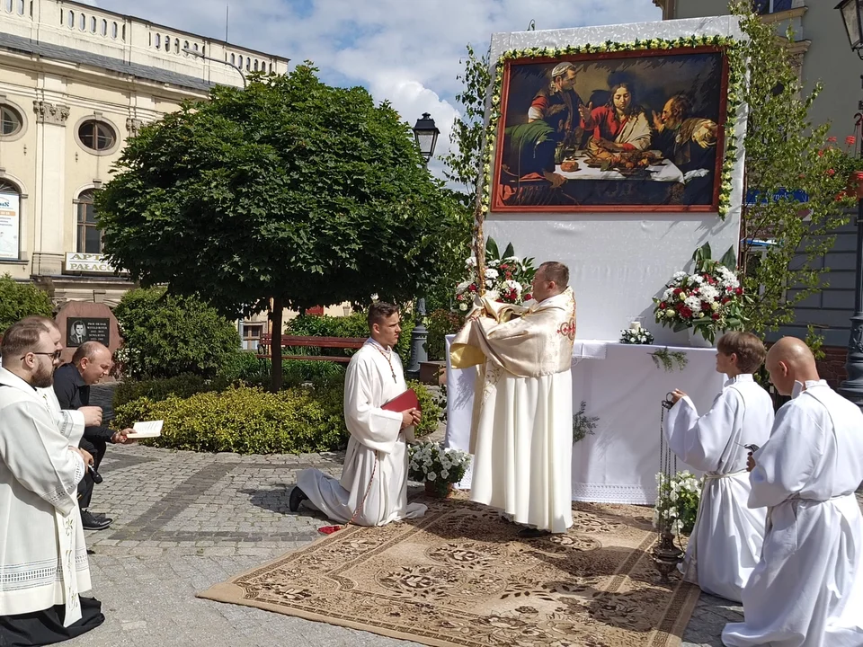 Boże Ciało w Nowej Rudzie. Ulicami przeszła uroczysta procesja [galeria]