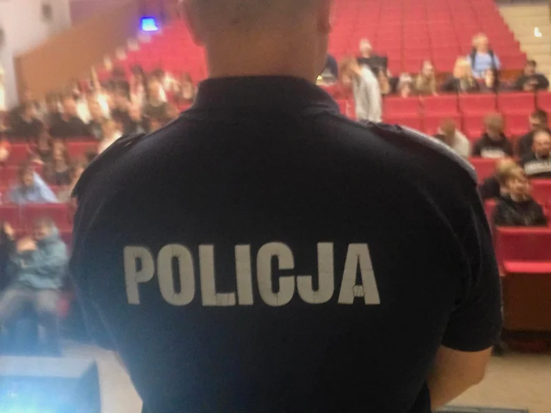 Policja kontra hejt. Debata, która otwiera oczy