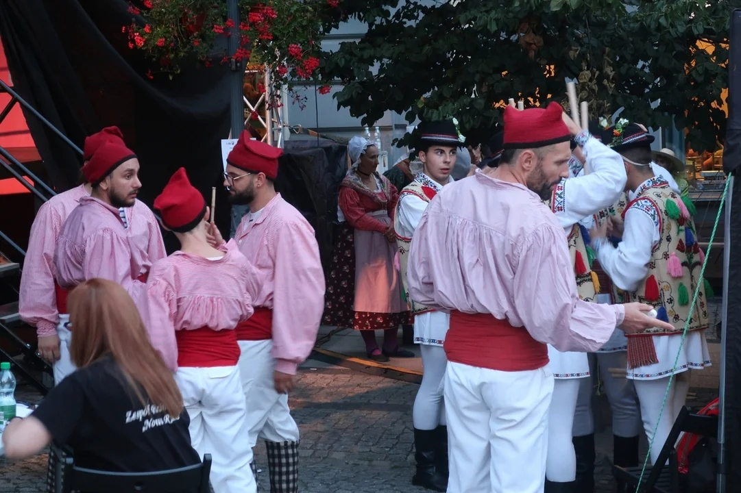 Nowa Ruda. Rozpoczął się Międzynarodowy Festiwal Folkloru [galeria]