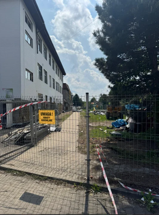Jaszkowa Dolna. Rozpoczęła się termomodernizacja budynku Szkoły Podstawowej