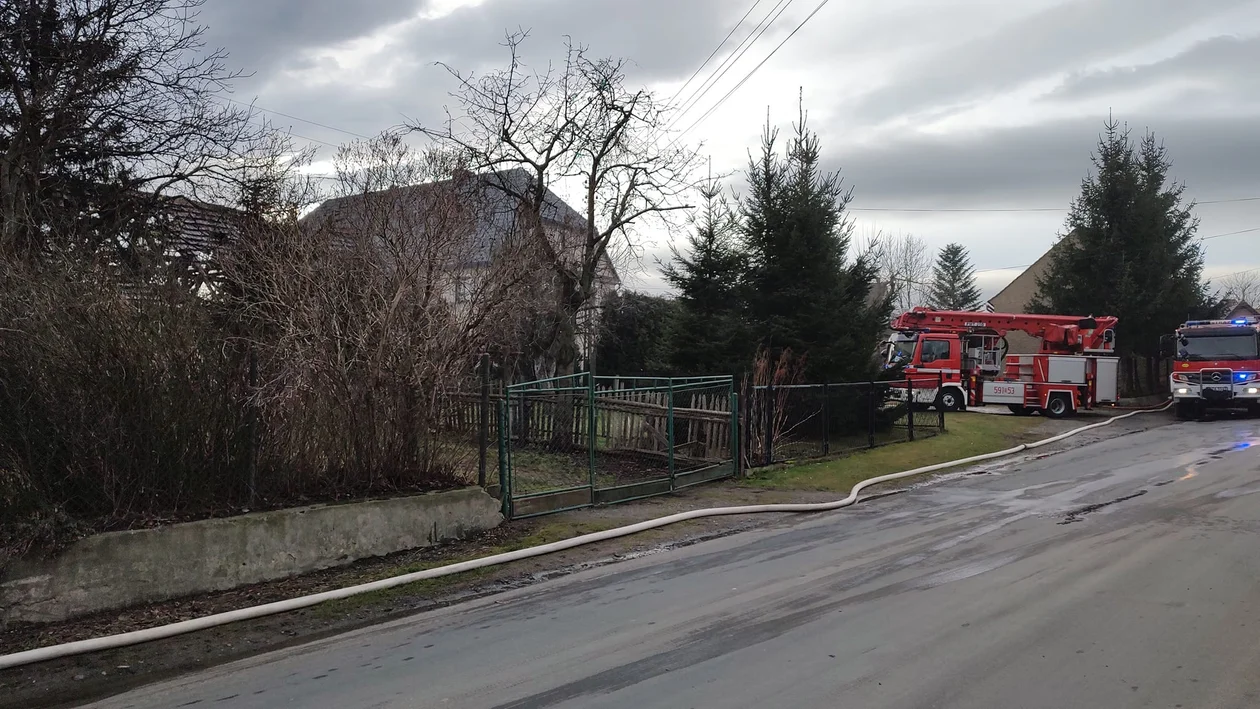 Gmina Ząbkowice Śląskie. Palił się budynek w Braszowicach