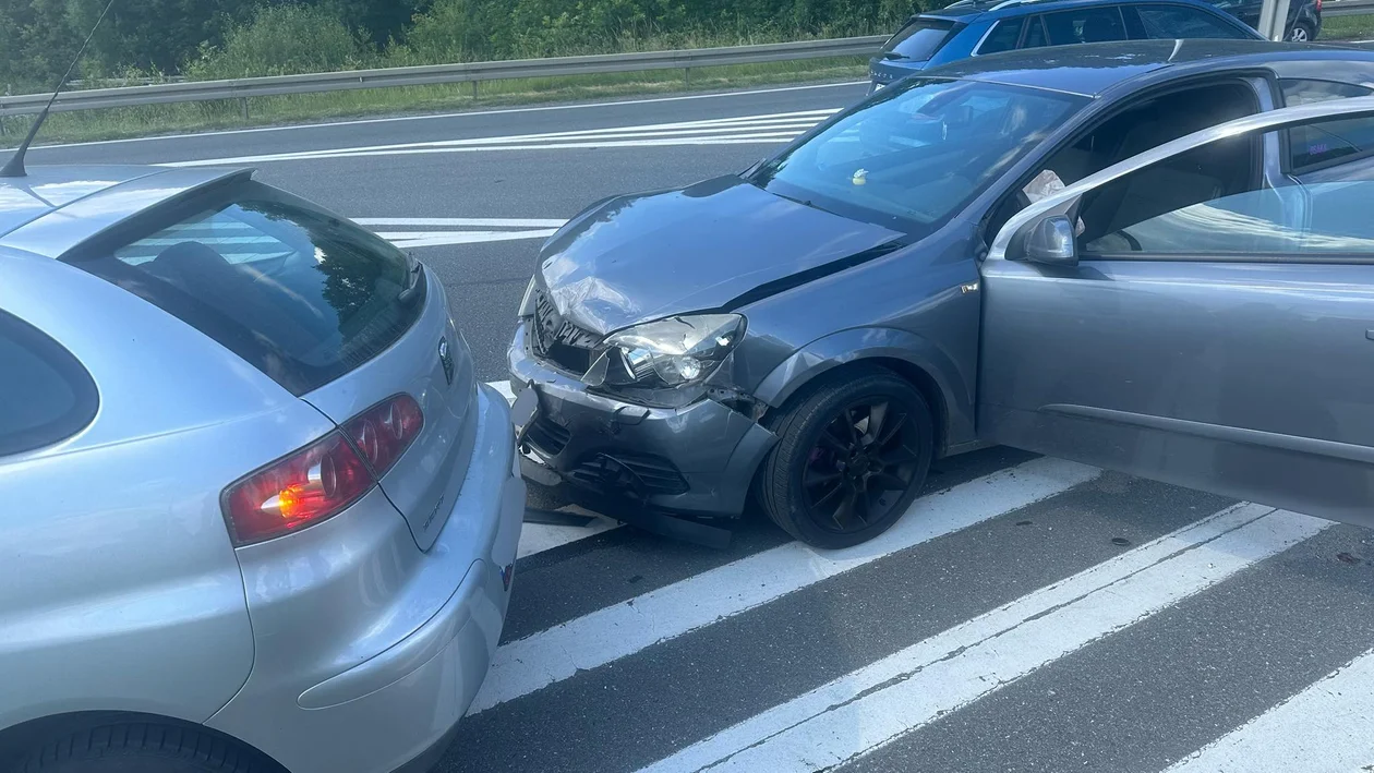 Kłodzko. Kolizja na skrzyżowaniu ul. Warty i Piłsudskiego