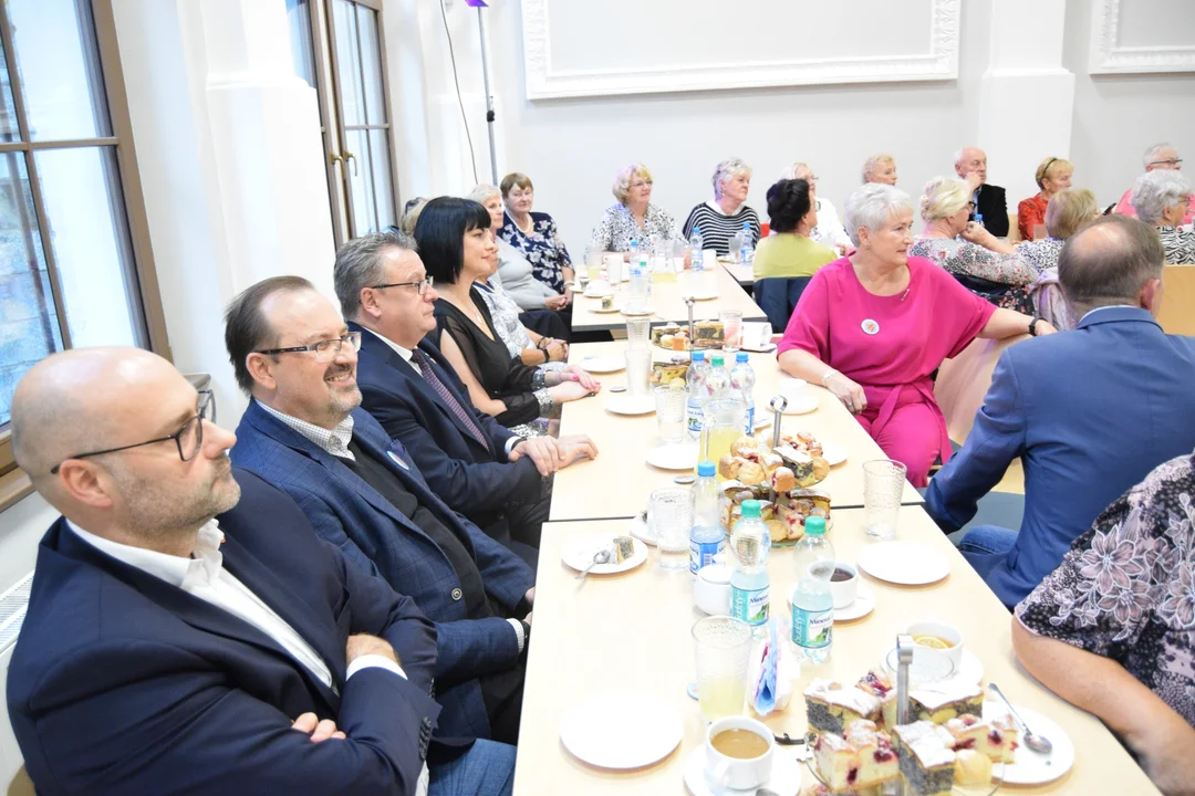 Stu seniorów bawiło się w Centrum Aktywności Lokalnej w Kłodzku