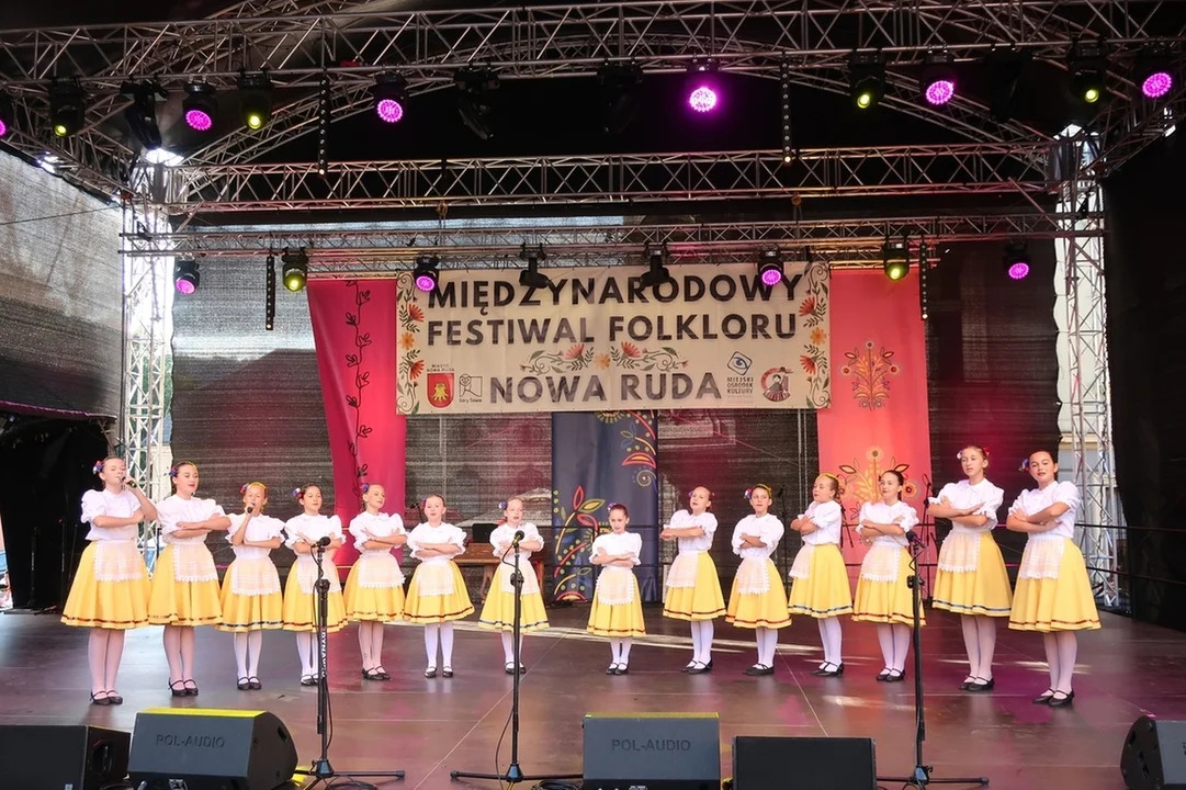 Nowa Ruda. Finał 30. Międzynarodowego Festiwalu Folkloru