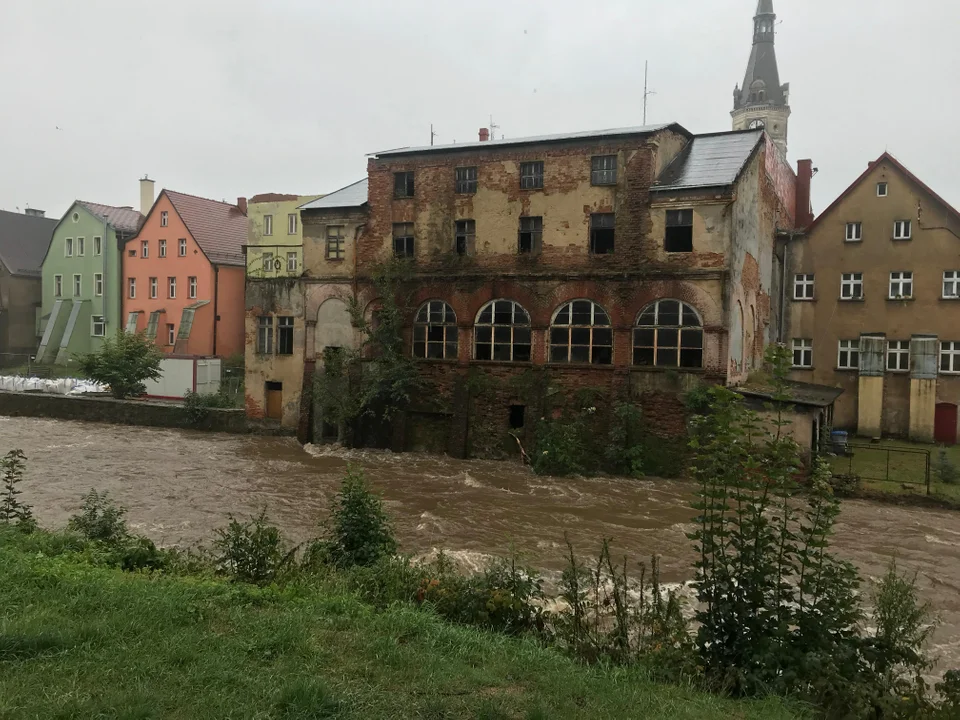 Lądek-Zdrój. Zalane piwnice, podtopione domy [zdjęcia]